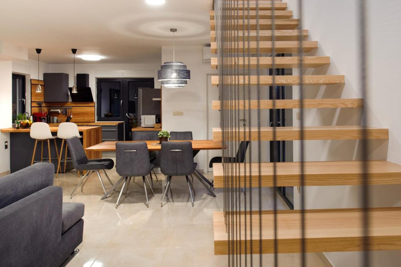 Villa Leona A Luxury Villa Near Makarska, Heated Pool Živogošće Szoba fotó