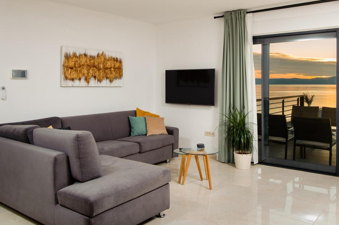 Villa Leona A Luxury Villa Near Makarska, Heated Pool Živogošće Kültér fotó